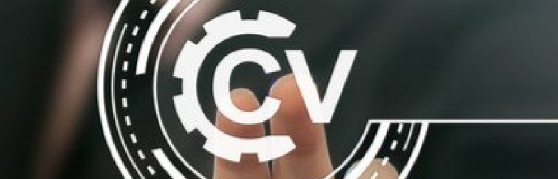 Currículo impresso ou cadastro pela internet?